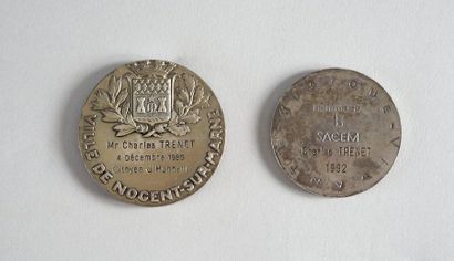 null TRENET, CHARLES (1913/2001) 1 médaille en argent de Citoyen d'honneur de la...