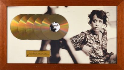 null BENT, AMEL Artiste, interprète 1 Quintuple disque d'or pour son album «Un jour...
