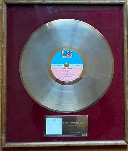 null SUMMER DONNA, disque d'or pour l'album "Love Trilogy" ) pour 170 000 exemplaires...