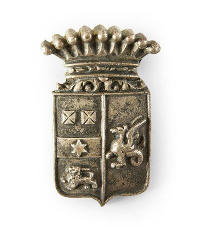 null Plaque de harnais en métal XIXe aux armes des comtes de Goislard de Villebresme
Dim.:...