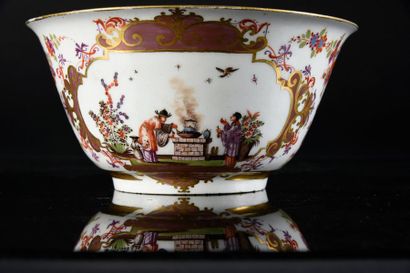 null Bol en porcelaine de Meissen du XVIIIe siècle
Circa 1725-30, marque en bleu...