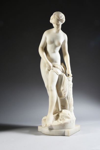 Etienne - Maurice FALCONET (1716 - 1791) Nymphe qui descend au bain.
Marbre
H.: 68...