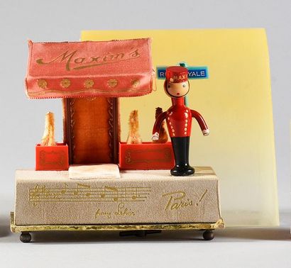 Corday «Rue Royale» - (années 1950)
Amusant coffret boite à musique en carton et...