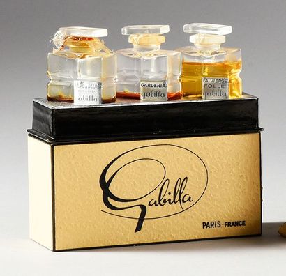 GABILLA - (années 1935-1940) Présentation humoristique du parfum sous forme de 5...