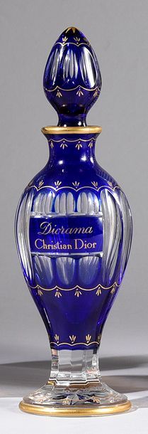 CHRISTIAN DIOR «Diorama» - (1949)
Même modèle de flaconnage que celui du lot précédent,...
