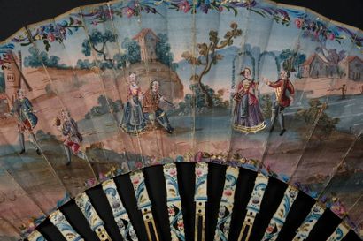 null La danseuse au tambour, vers 1750
Eventail plié, feuille double en papier peint...