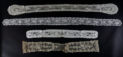 null Quatre cravates en dentelle, 2nde moitié du XIXe siècle
Une en Point d'Angleterre...