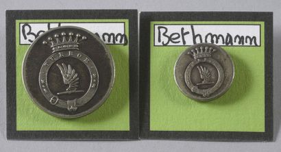 null BETHMANN

Pair of flat silver buttons Bodard/Perrin n°82

