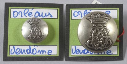 null ORLEANS, Duke of VENDOME

Pair of buttons, ½ curved, silvered, encrypted. Bodard/Perrin...