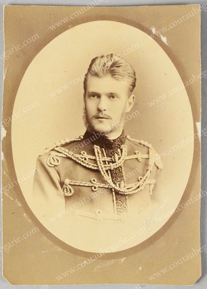 null SERGE ALEXANDROVITCH, grand-duc de Russie (1857-1905).
Portrait photographique...