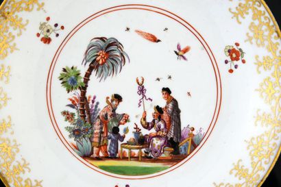 null Sucrier et un couvercle en porcelaine de Meissen du XVIIIe siècle Marque en...