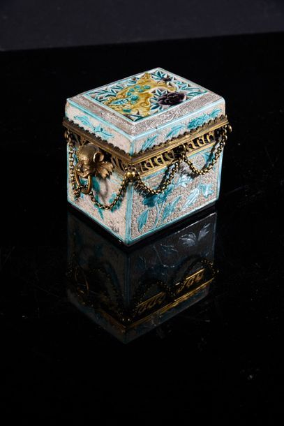 null Chinese porcelain box with partially enamelled flower decoration, the lid openworked...