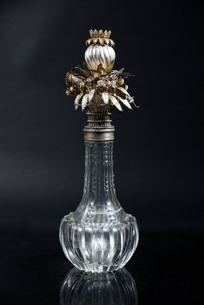 null Important Ottoman hookah composed of a transparent crystal vase cut with sides...