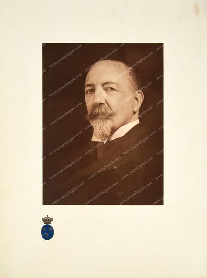 null JEAN, prince d'Orléans, duc de Guise (1874-1940).
Bel ensemble comprenant 3...