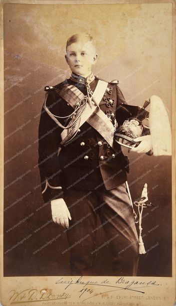 LOUIS-PHILIPPE, prince de Bragance (1889-1908). 
Grand portrait photographique signé...