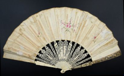 null Bouquet and trompe-l'oeil of lace, around 1760
Fan, the leather sheet lined...