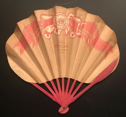 null Fetish, LT Piver
Fan, balloon-shaped, double sheet of paper printed with a dove...