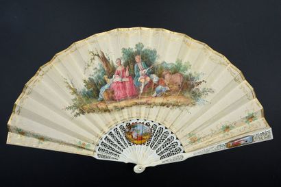 null La belle chanteuse, vers 1840-1850
Eventail plié, la feuille en peau peinte...