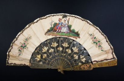 null Amazing dancers, around 1850-1860
Folded fan, double sheet of gouache wallpaper...