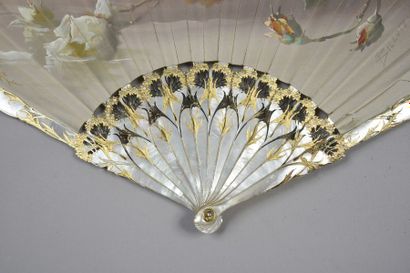 null Billotey, Les roses, around 1900-1920
Fan shaped like a balloon, the silk leaf...