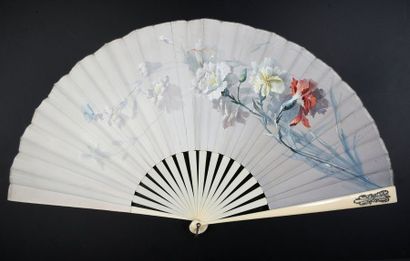 null Billotey, The carnations, circa 1890-1900
Fan, the silk leaf painted with white...