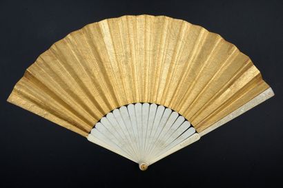 null India Company, China, 18th century Folded fan, double sheet of wallpaper on...