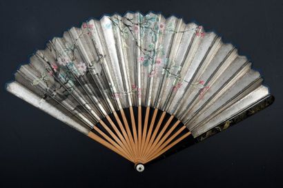  Two courtesans, China, 19th century Folded fan, double sheet of silver paper painted...