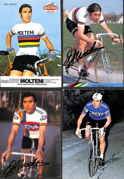 null Ensemble de 4 cartes postales avec autographes d'Eddy Merckx.