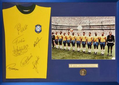 null Shirt and photo of the Brazilian team winner of the 1970 World Cup with original...