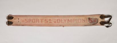 null Belt. "Olympic Sports" 1924 awarded to the gymnasts. In canvas. Length 82 cm....