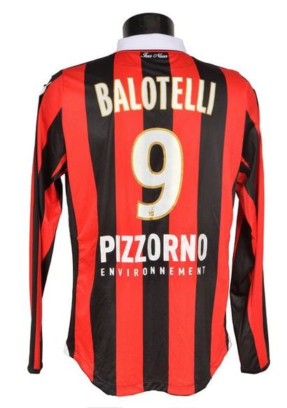 null Mario Balotelli. OGC Nice jersey n°9 worn during the 2016-2017 season of the...