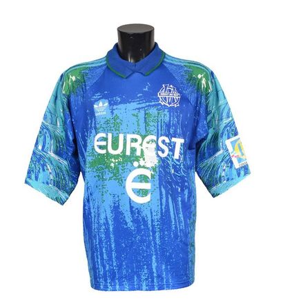 null Fabien Barthez. No. 1 jersey of the Olympique de Marseille worn during the 1992-1993...