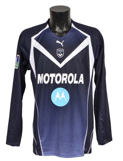 null Cyril Rool. Number 8 jersey of the Girondins de Bordeaux worn during the 2004-2005...
