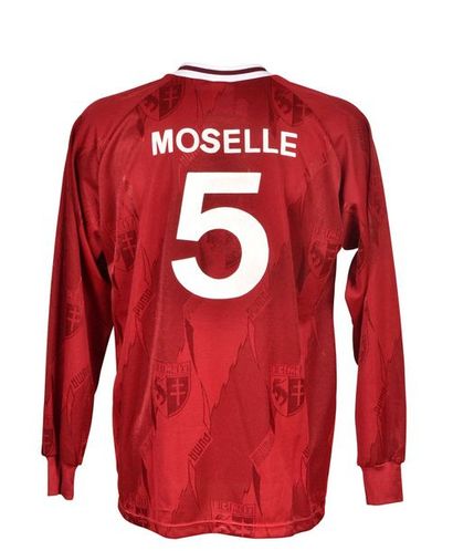 null Frédéric Meyrieu. Maillot n°5 du FC Metz pour la saison 1995-1996 du Championnat...