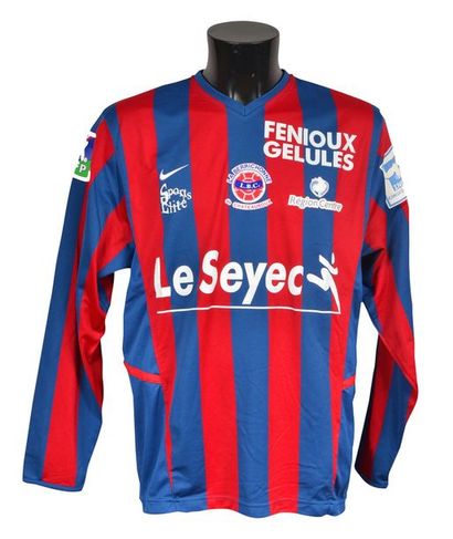 null Jacob Mulenga. Jersey n°15 of the Berrichonne de Chateauroux worn during the...