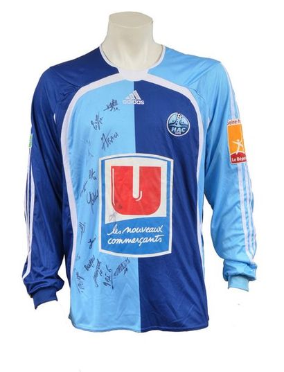null Adama Soumaré. Jersey n°28 of Le Havre Athletic
Club for the 2007-2008 season...