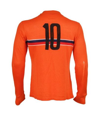 null Daniel Horlaville. Paris Football Club jersey n°10 worn during the 1973-1974...