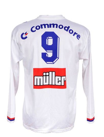 null Daniel Bravo. Paris Saint-Germain jersey n°9 worn during the 1991-1992 season...