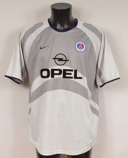 null Nicolas Anelka. Paris Saint-Germain jersey n°9 for the Intertoto Cup 2001-2002...