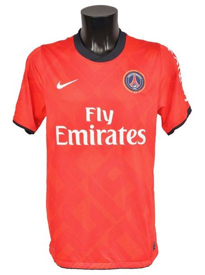 null Mamadou Sakho. Paris Saint-Germain jersey n°3 worn during the 2010-2011 season...