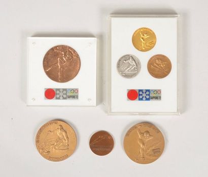 null Ensemble de 7 médailles commémoratives.
Divers diamètres.