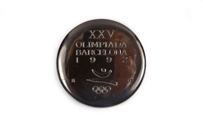 null Médaille officielle de participant. (version espagnole).
En bronze patiné noir...