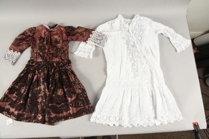 null Partie d'une garde-robe élégante, Costume féminin, 1870-1900 environ, collet...