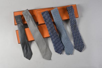 null Important lot de cravates, vers 1970 principalement, tricot, façonnés soie et...