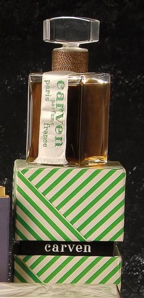DIVERS PARFUMEURS - (années 1950-1980) Lot comprenant 1 flacon d'extrait "Ma Griffe"...