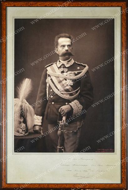 UMBERTO Ier, roi d'Italie (1844-1900) Grand portrait photographique signé Alessandri...
