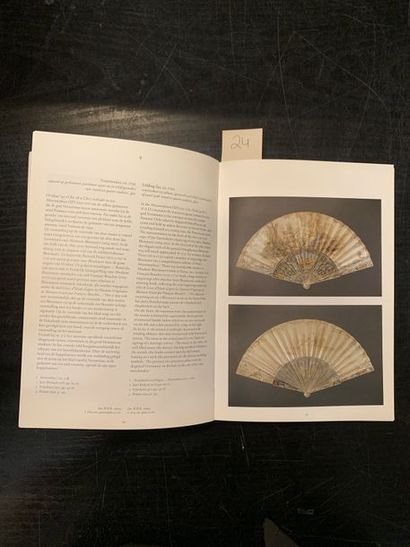 null Waaiers en Waaierbladen 1650-1800

Fans and fan leaves 1650-1800

Rijksmuseum...