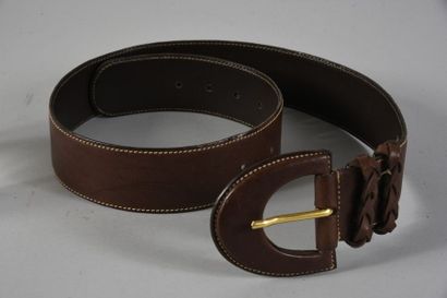 null MAX MARA, ceinture en cuir surpiquée crème, boucle coordonnée, 2 passants en...