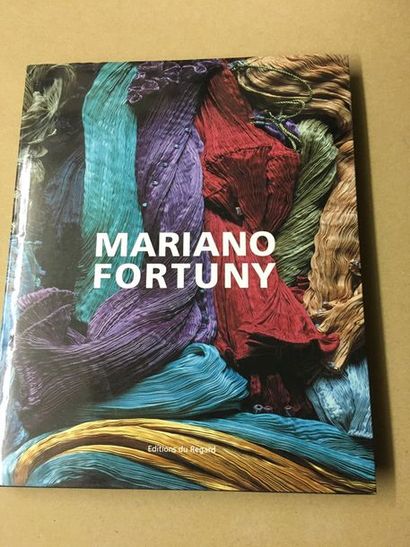 null [MODE XXe s], 



- DESCHODT (A-M.)

Mariano Fortuny, un magicien de Venise,...