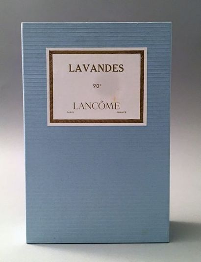 null Lancôme – « Lavandes » - (années 1950) 1 flacon d’un litre d’eau de lavandes...